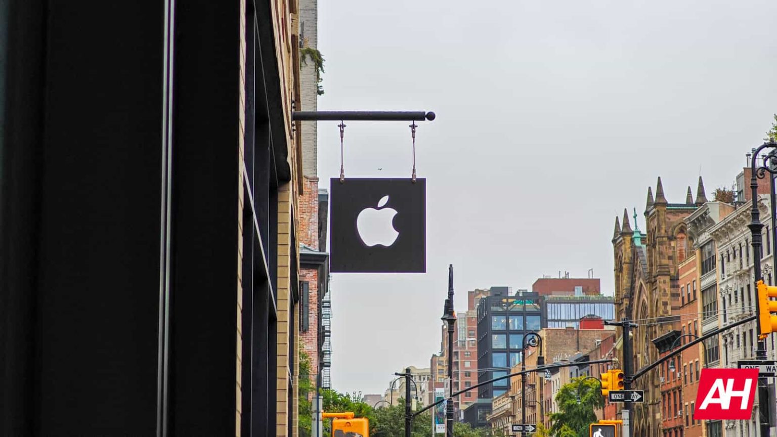 Plot twist! Apple steps in to defend Google over search payments