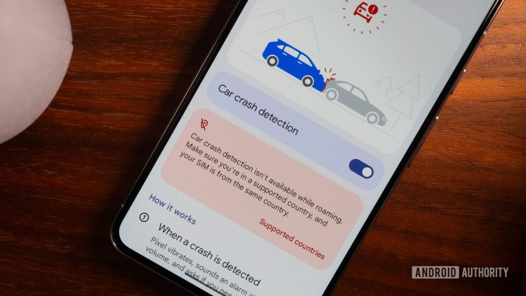 The Galaxy S25 series has a car crash detection sensor