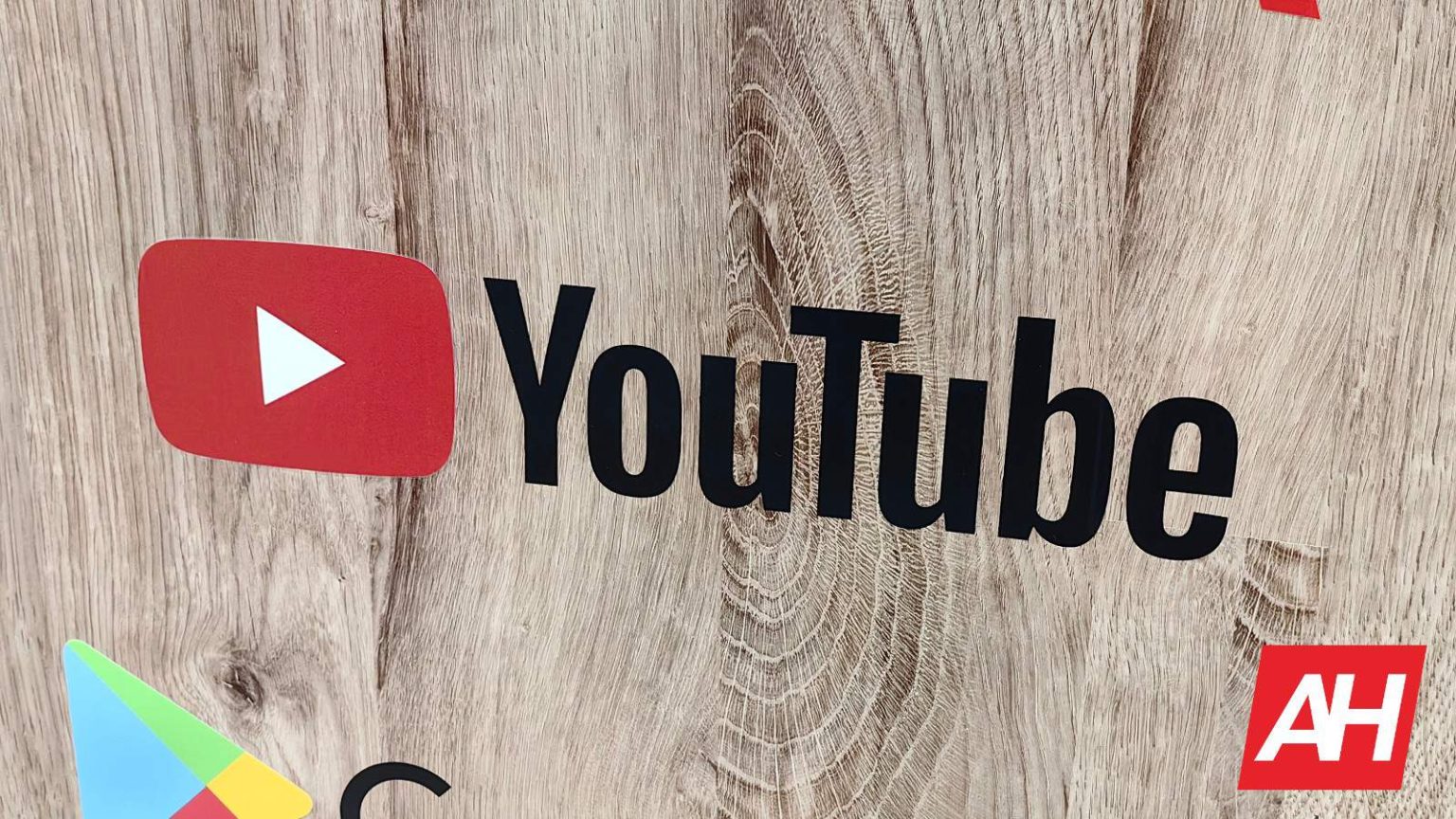 YouTube creators may soon reply to comments using their voice