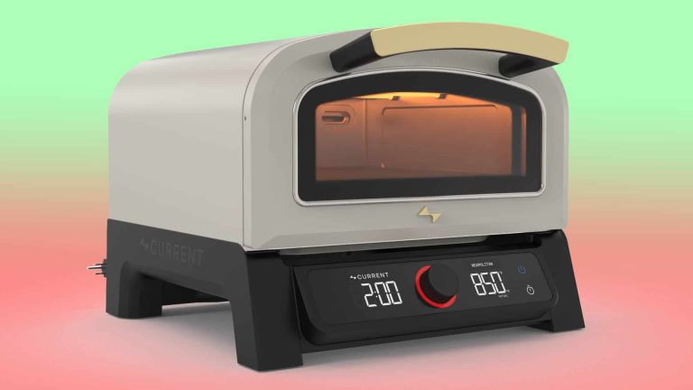 Current Backyard has a smart oven that bakes pizzas in 2 minutes