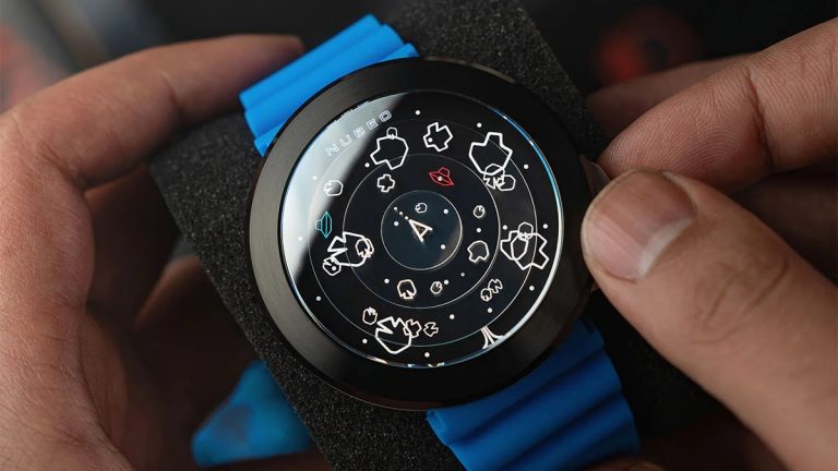 This Atari Asteroids watch needs to be a Wear OS watch face