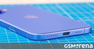 iPhone 17 Air’s shocking thinness revealed