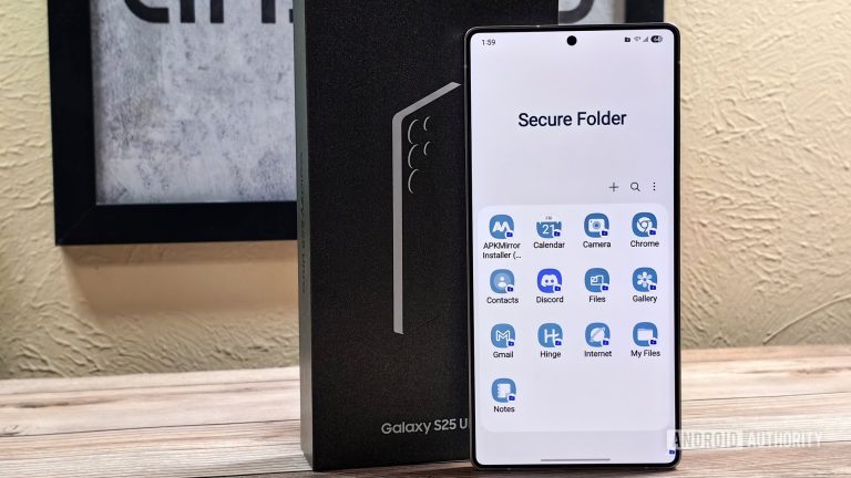 A flaw in Samsung’s Secure Folder lets anyone see what apps and photos you have