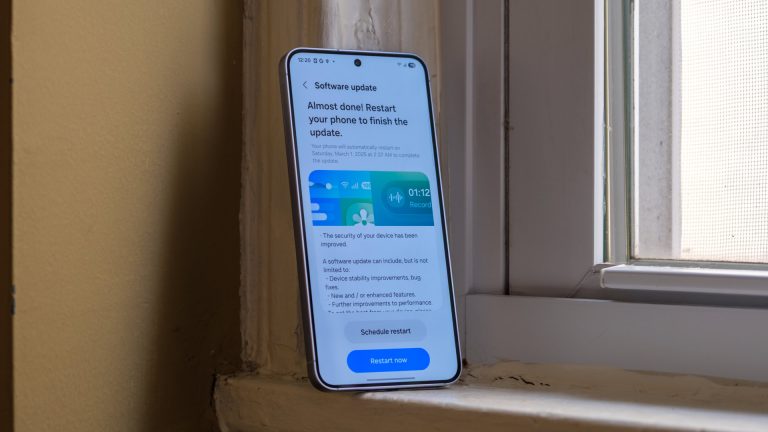 Here’s how long seamless updates take on the Galaxy S25 series