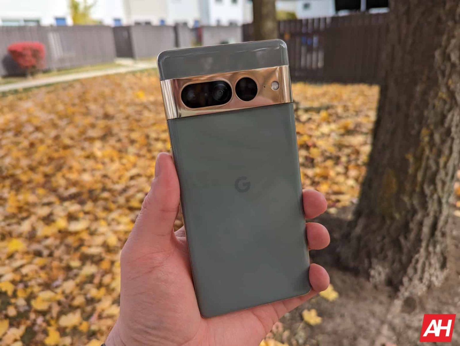 Some Pixel 7 phones are rebooting at the worst possible times