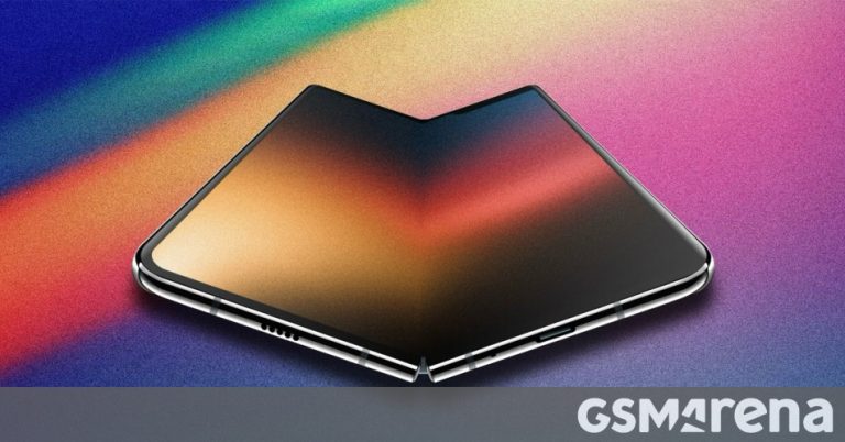 Kuo: foldable iPhone coming in late 2026